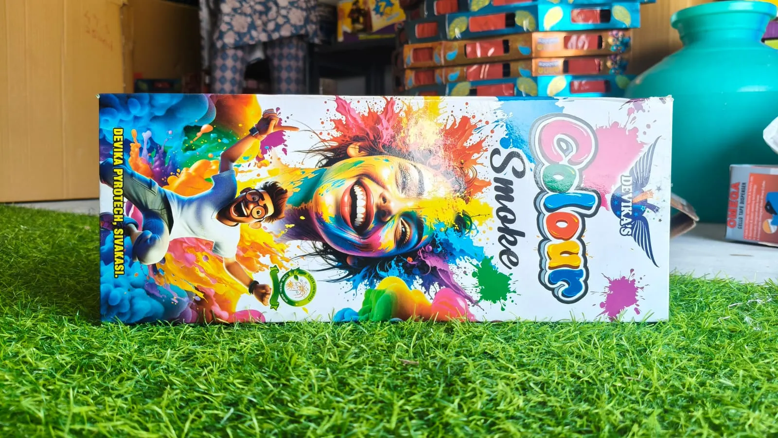 Colour smoke